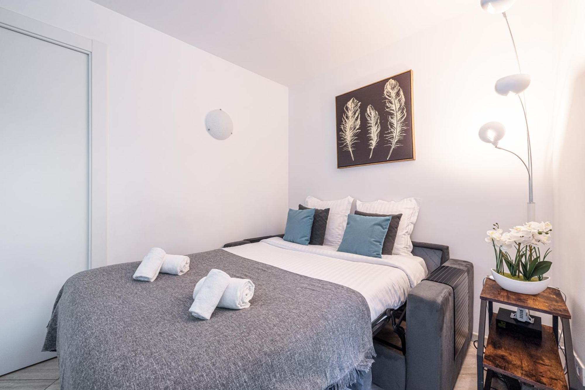 Studio Centre Terrasse Climatisation 50M Plage Menton Exterior photo